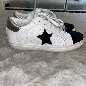 Steve Madden star sneakers